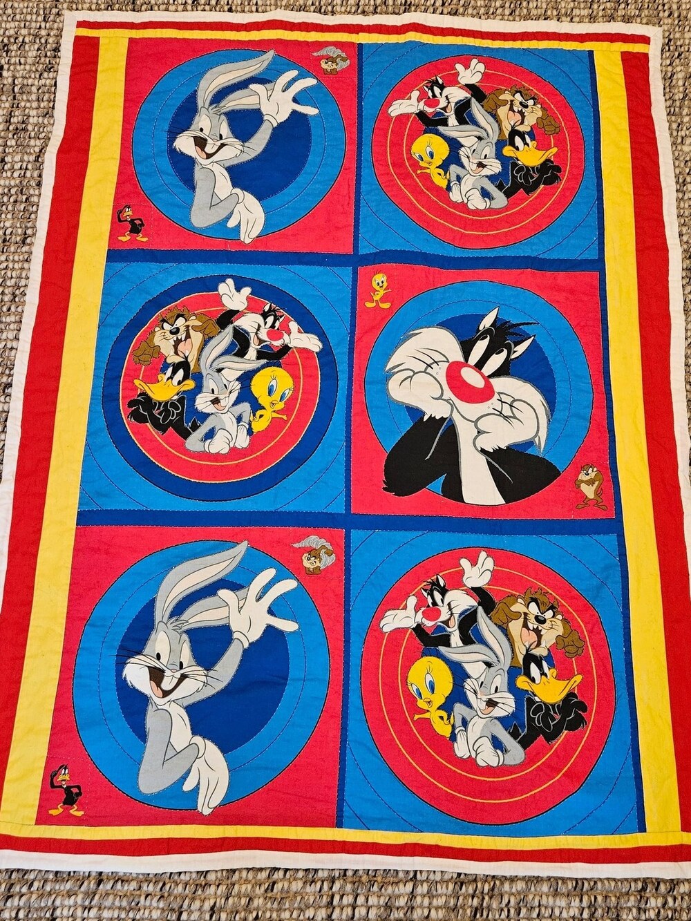 Homemade Looney Tunes Bugs Bunny Sylvester Tweety Daffy Taz Cotton Quilt Blanket